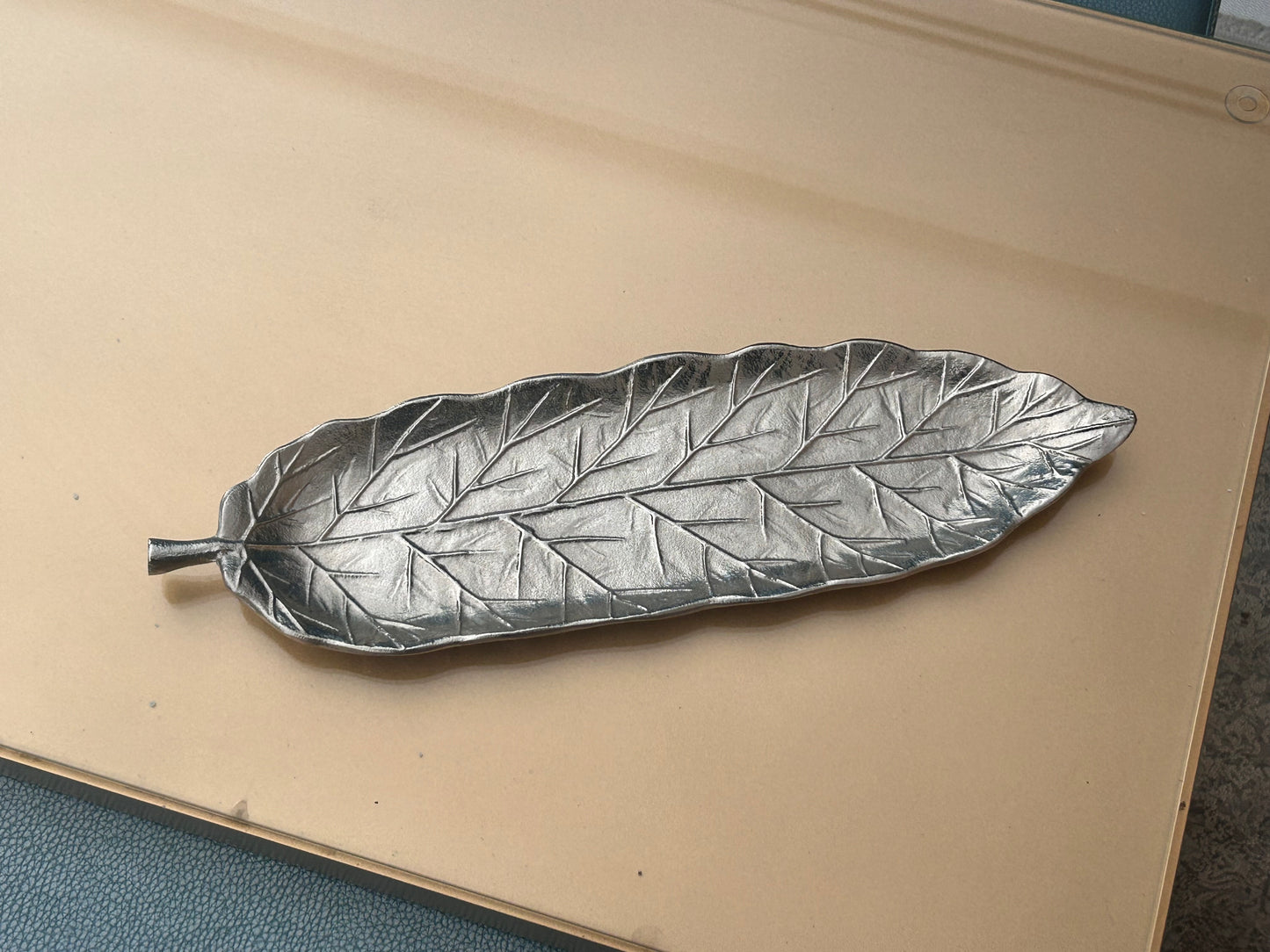 Silver leaf-shaped serving tray