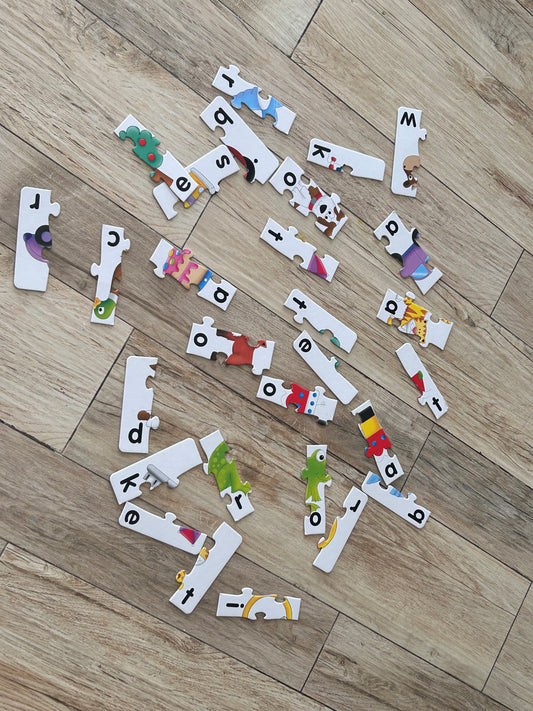 Educational English Spelling Puzzle Game